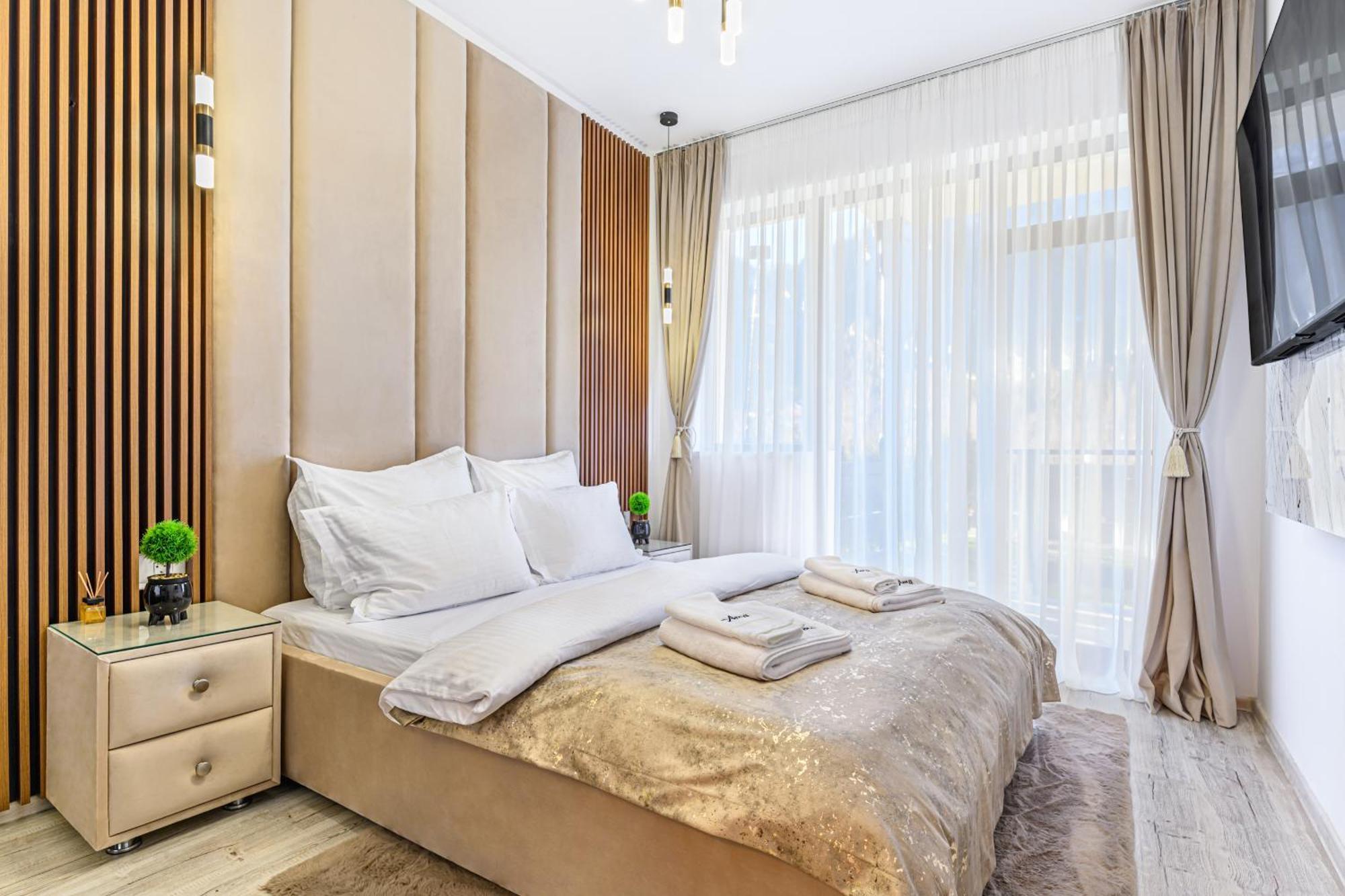 Ama Garden Apartment Buşteni エクステリア 写真