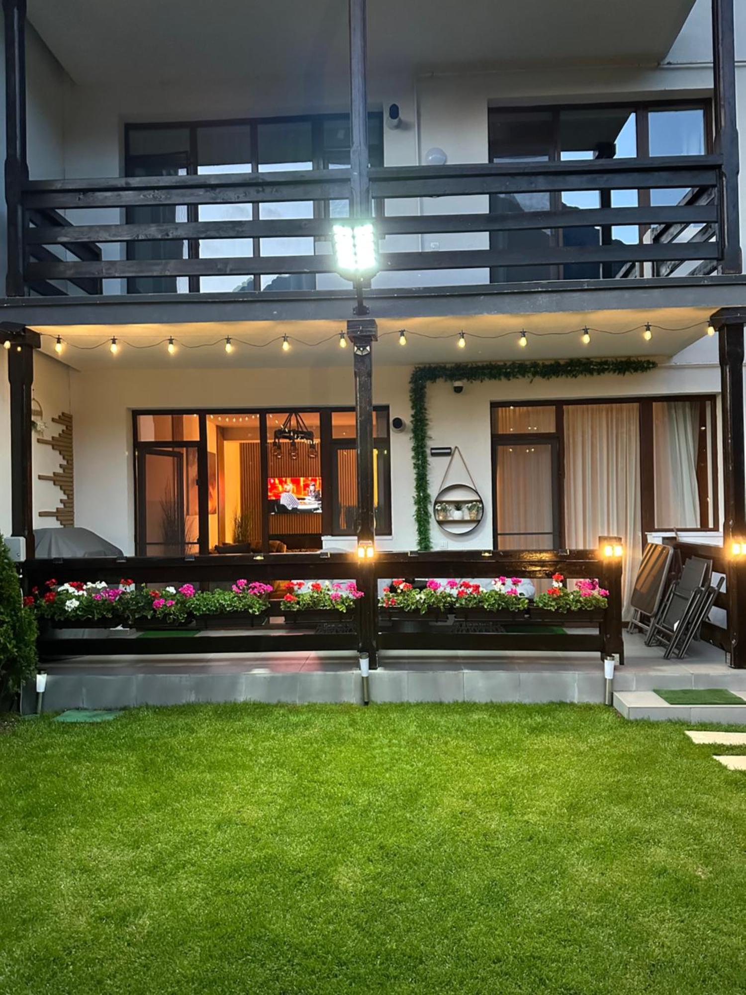 Ama Garden Apartment Buşteni エクステリア 写真